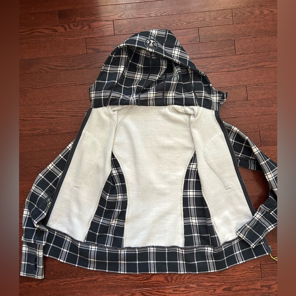 EUC lululemon Scuba Hoodie II Varsity Plaid Size 4 - Picture 7 of 10